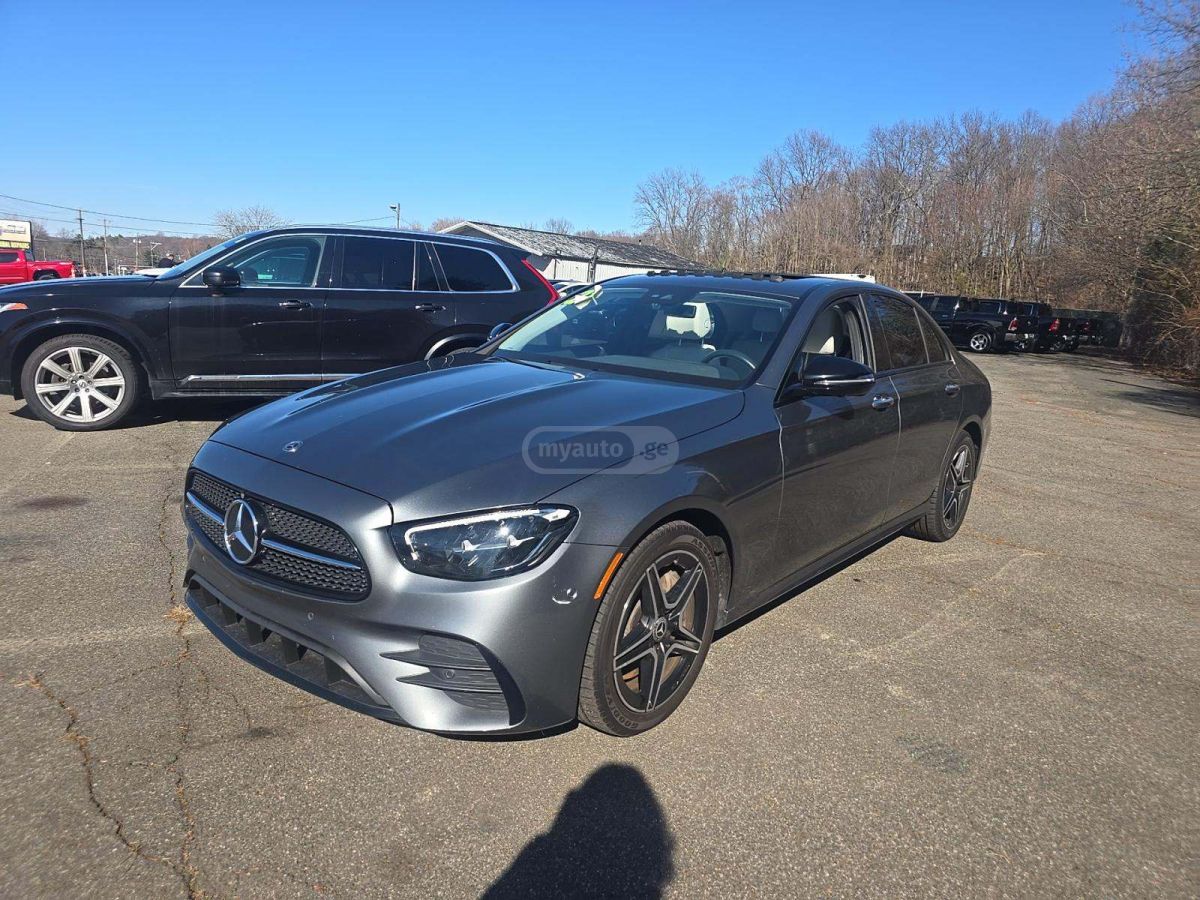 Mercedes-Benz E 350 - фото 1