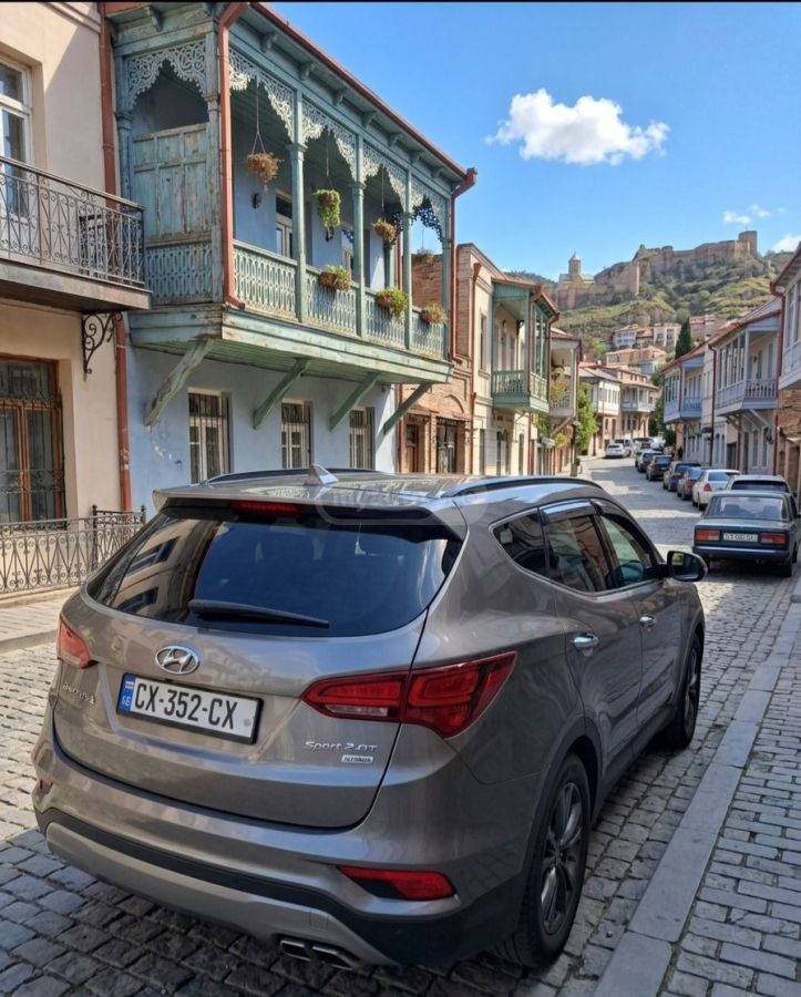 Hyundai Santa FE - фото 4