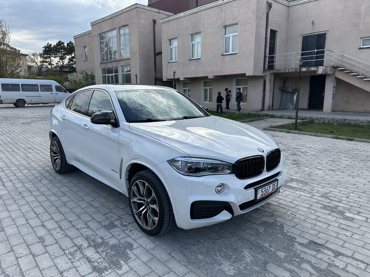 BMW X6 - фото 2