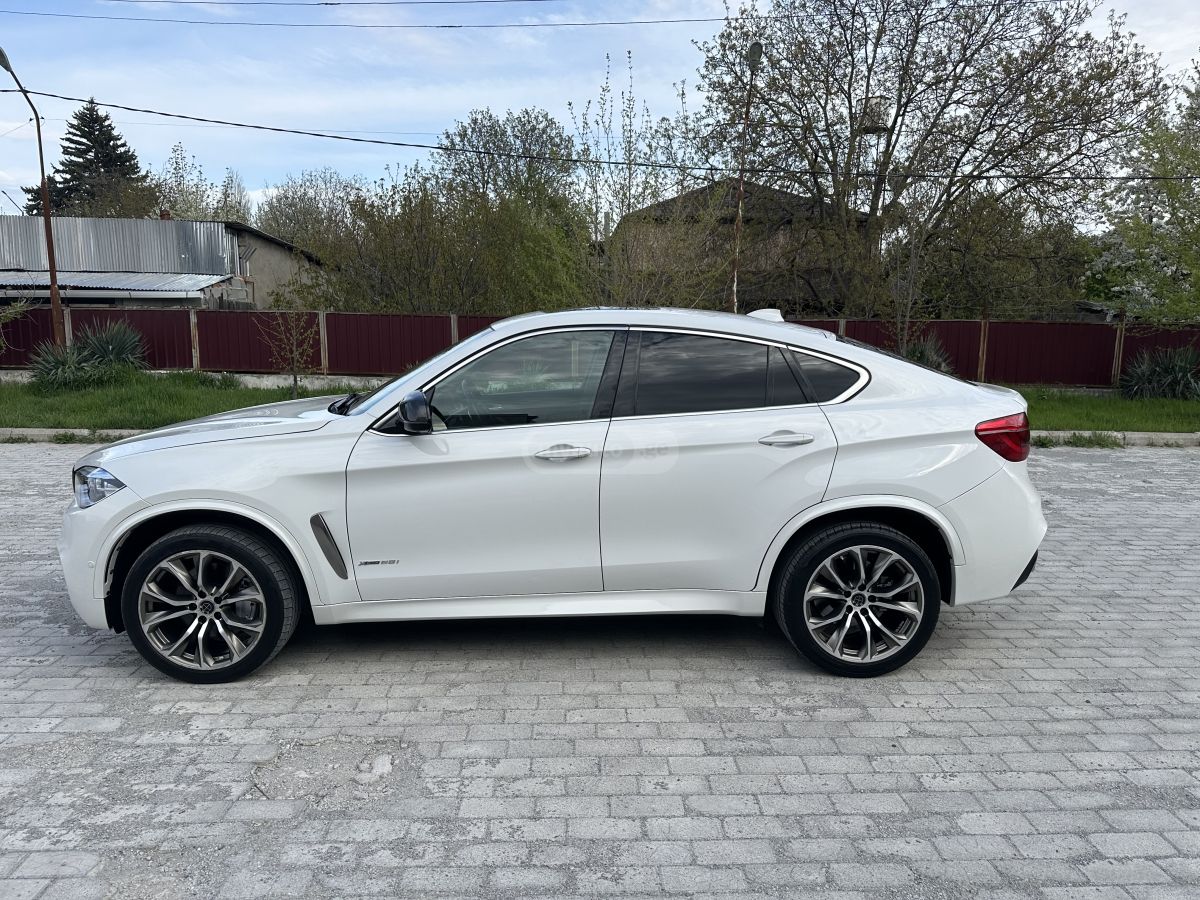 BMW X6 - фото 5