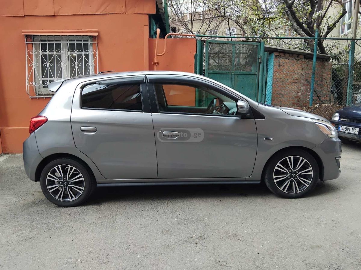 Mitsubishi Mirage - фото 1