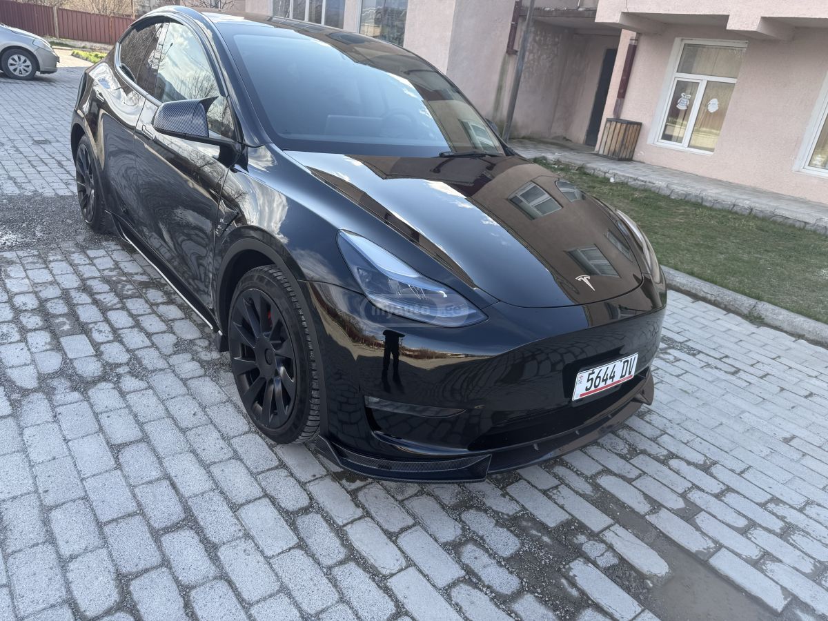 Tesla Model Y - фото 2