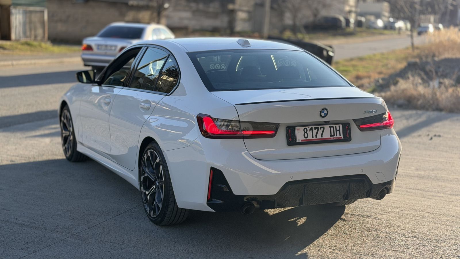 BMW 330 - фото 4