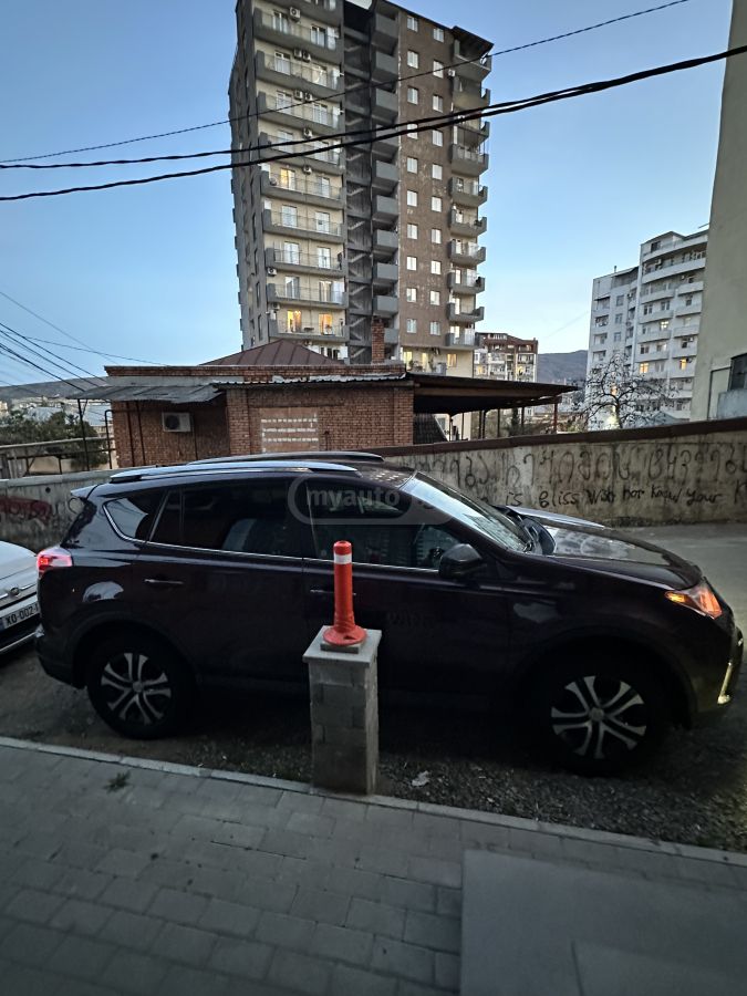 Toyota RAV 4 - фото 4