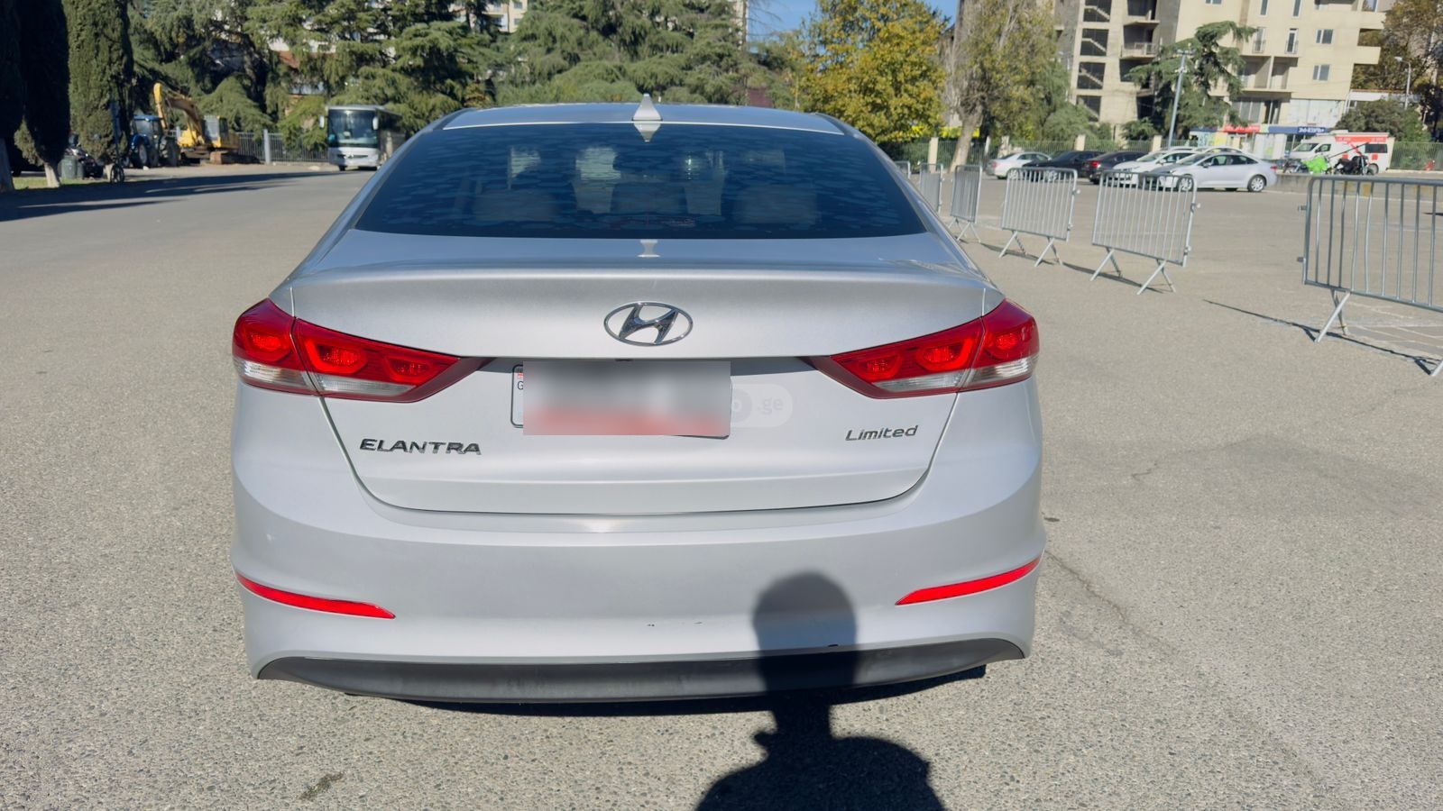 Hyundai Elantra - фото 4