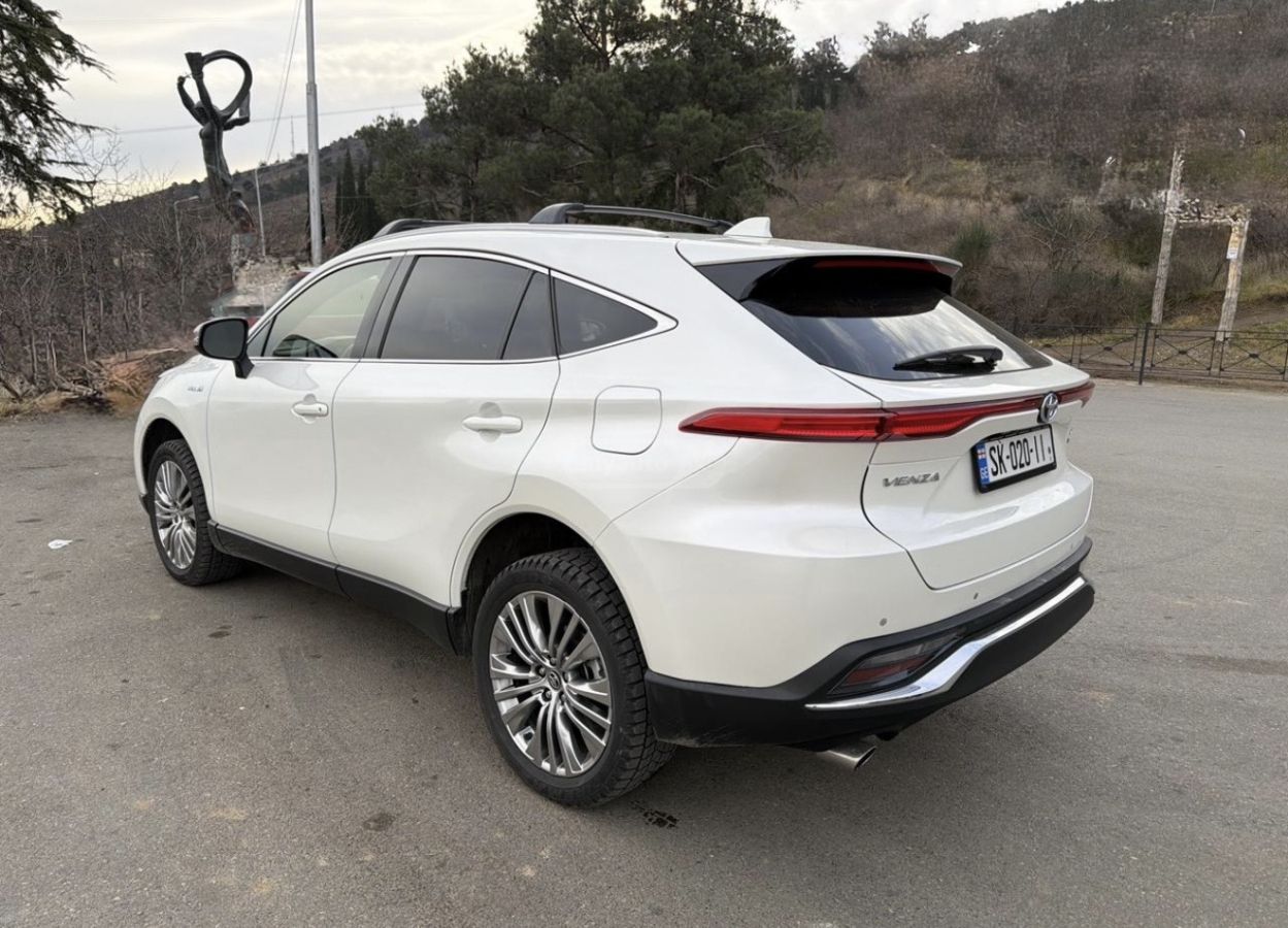 Toyota Venza - фото 3