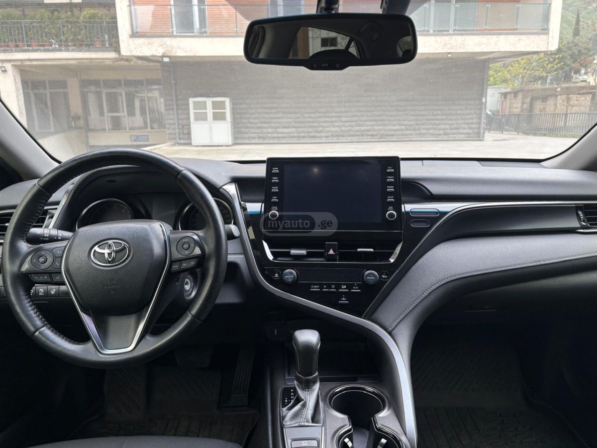 Toyota Camry - фото 10