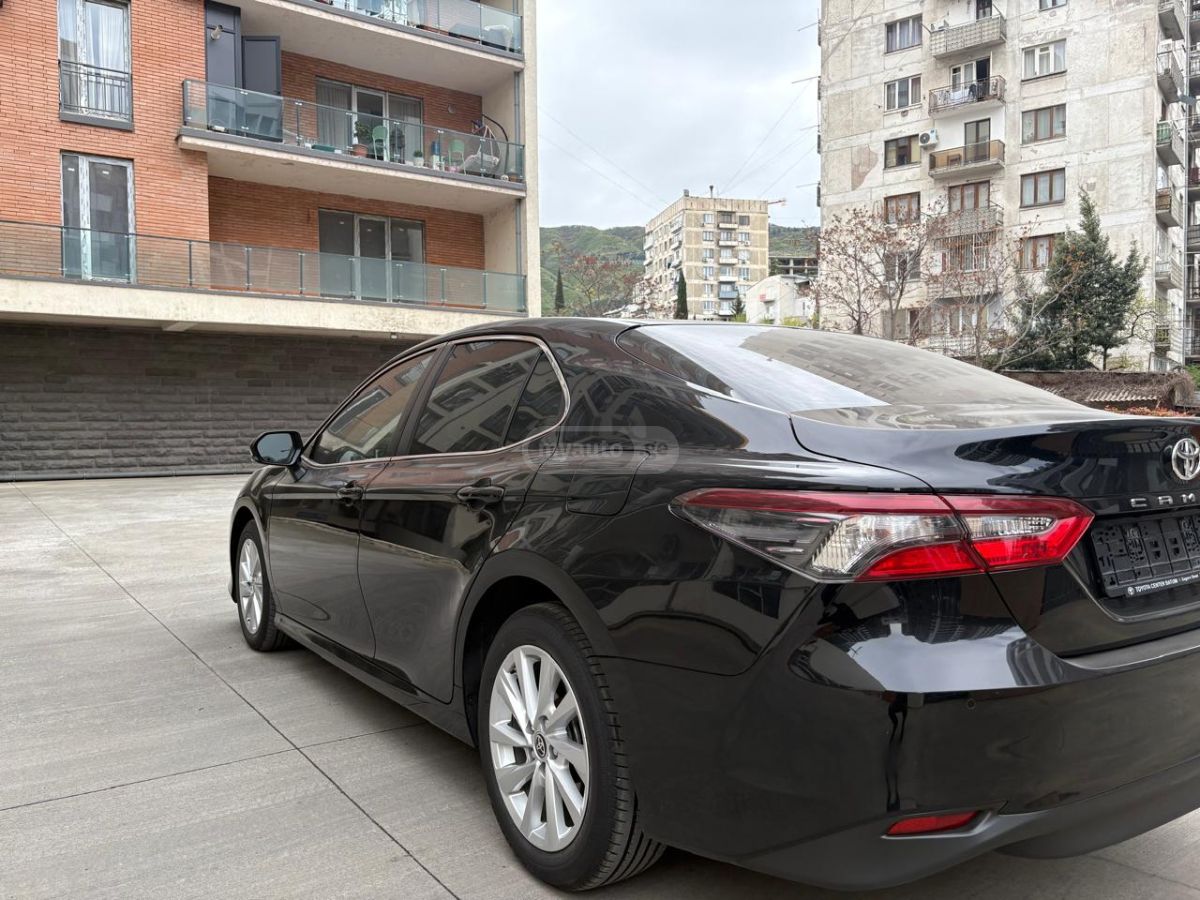 Toyota Camry - фото 6