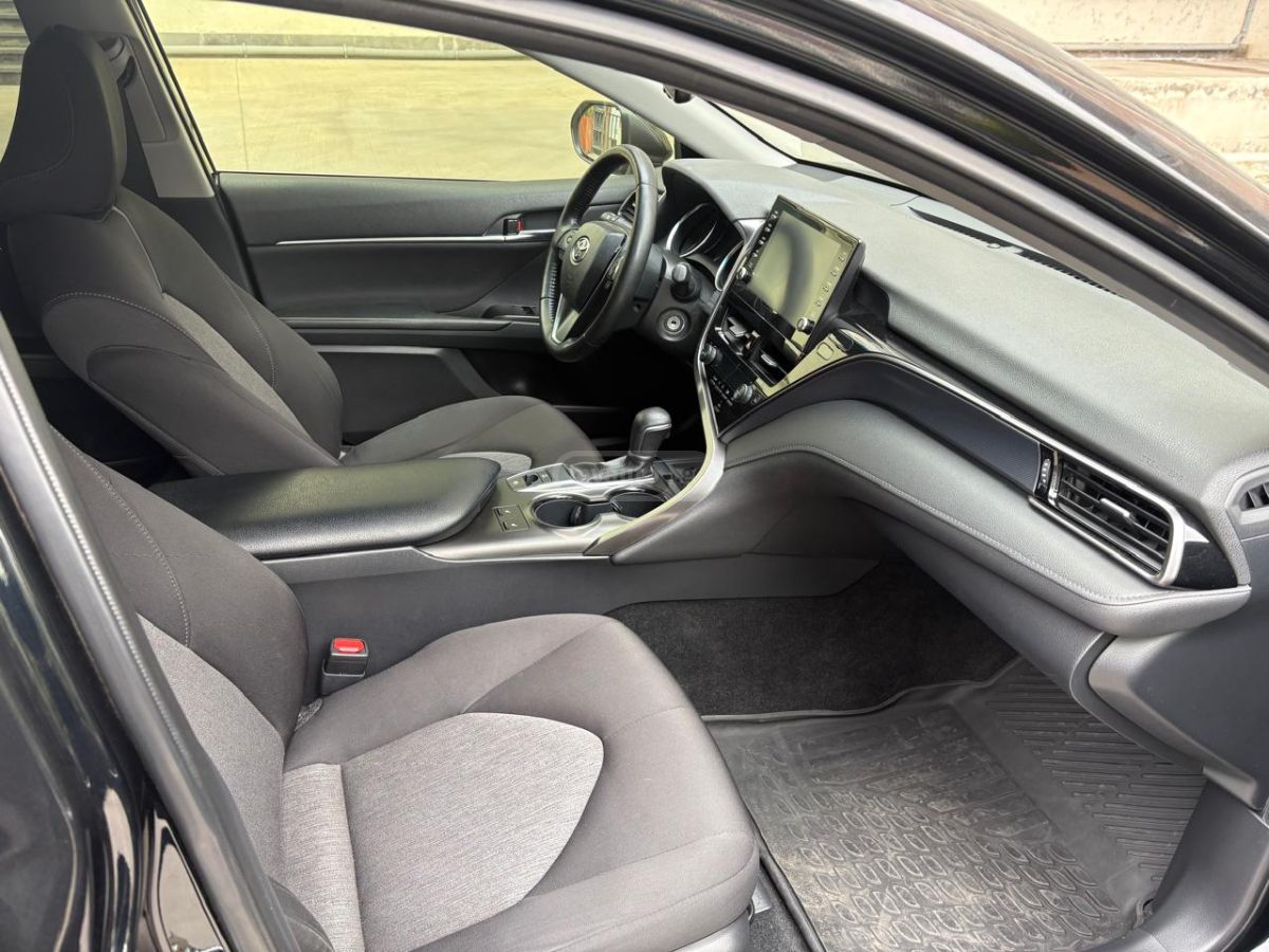 Toyota Camry - фото 8