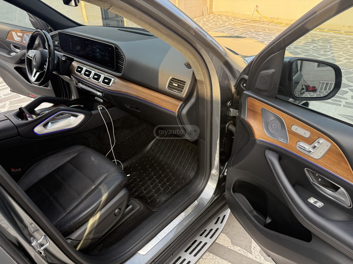 Mercedes-Benz GLE 350 - фото 11