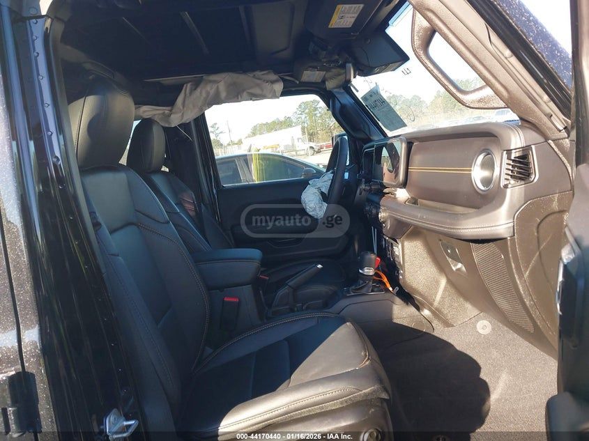 Jeep Wrangler 2025 — миниатюра 5