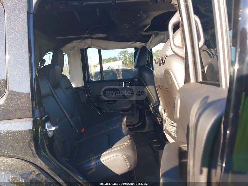 Jeep Wrangler 2025 — миниатюра 8