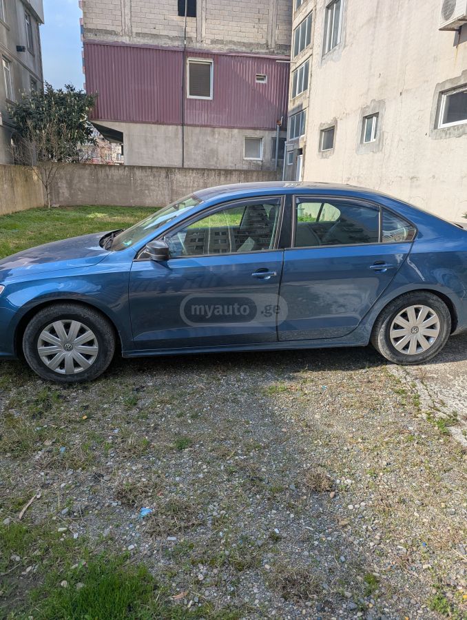 Volkswagen Jetta - фото 10