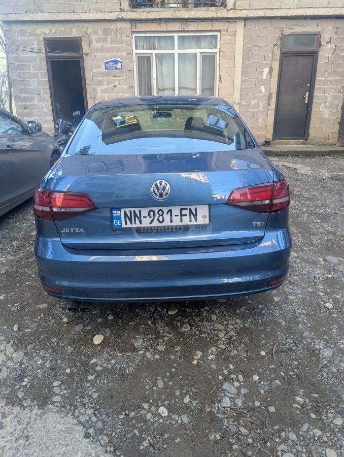 Volkswagen Jetta - фото 2