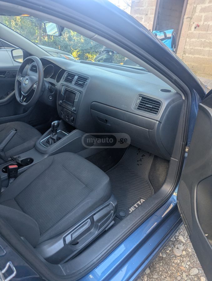 Volkswagen Jetta - фото 9