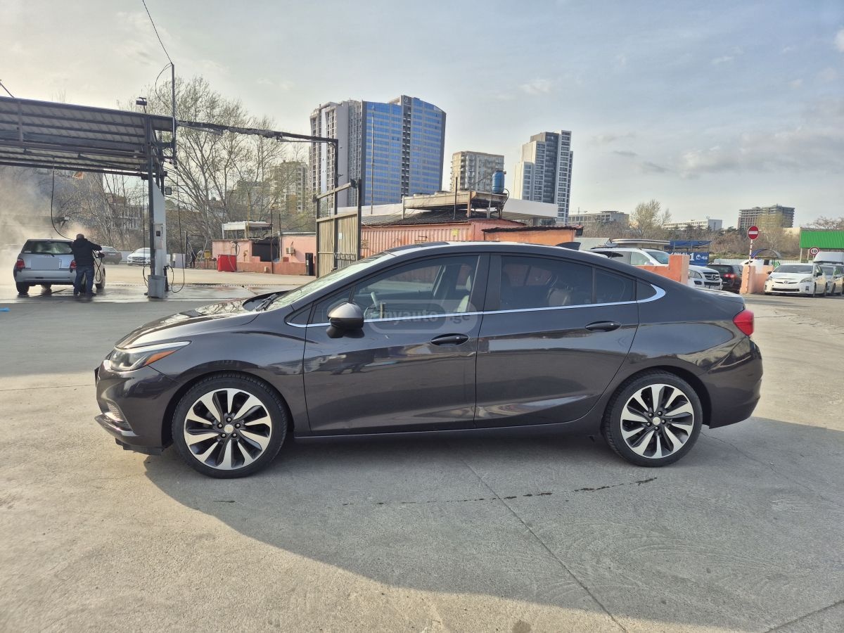 Chevrolet Cruze - фото 7