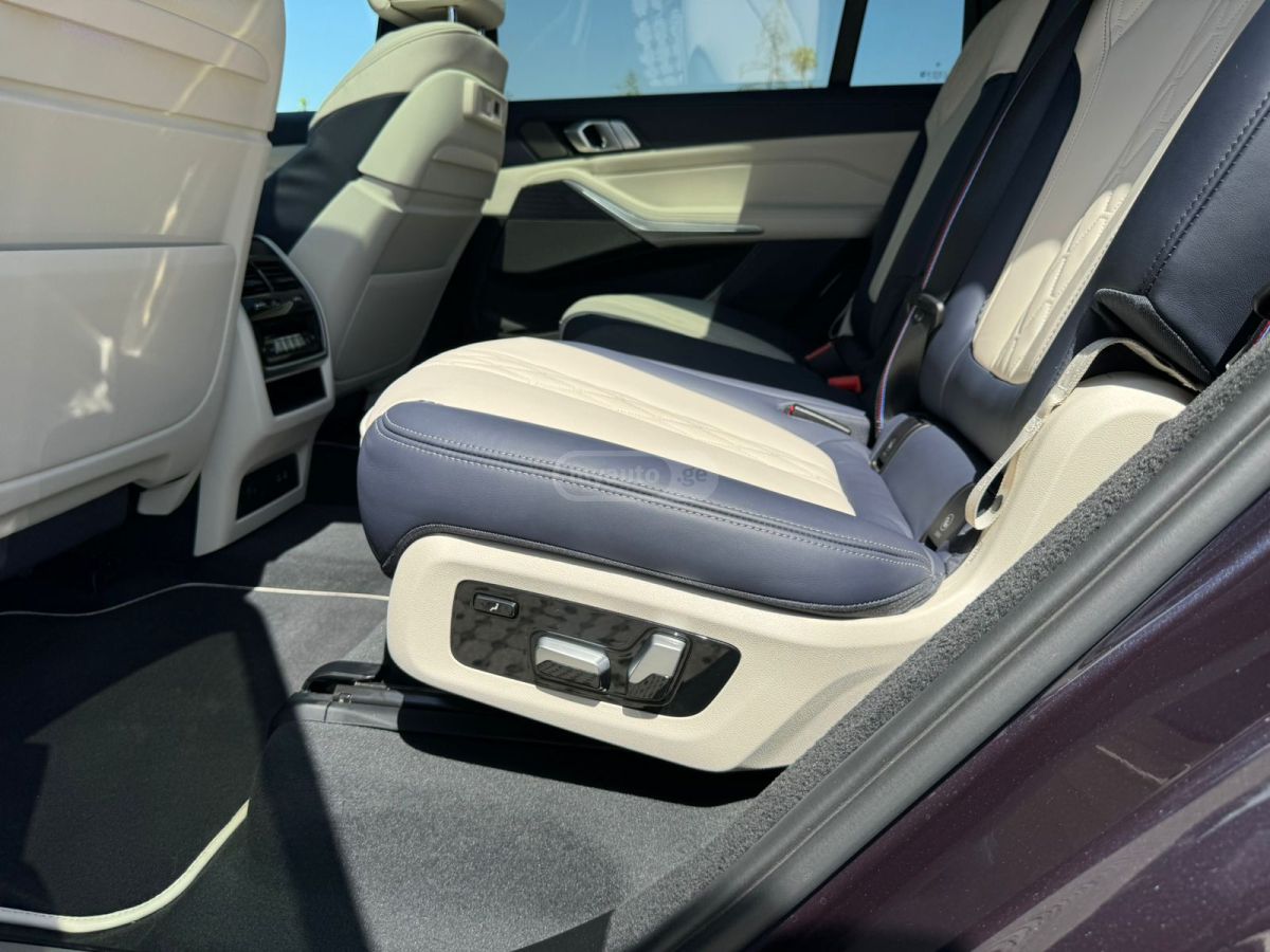 BMW X7 - фото 15