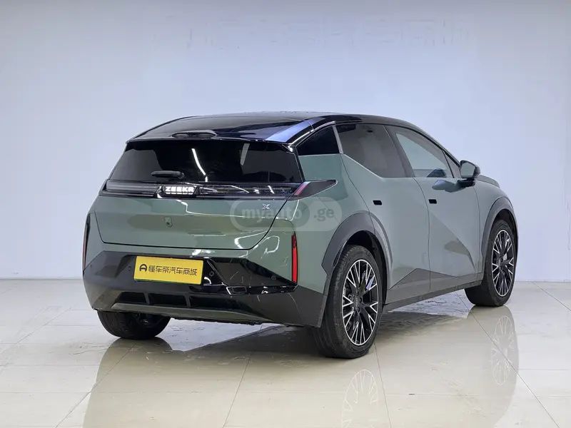 Zeekr X - фото 7