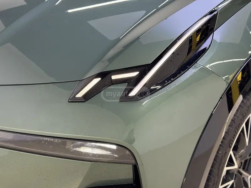 Zeekr X - фото 9