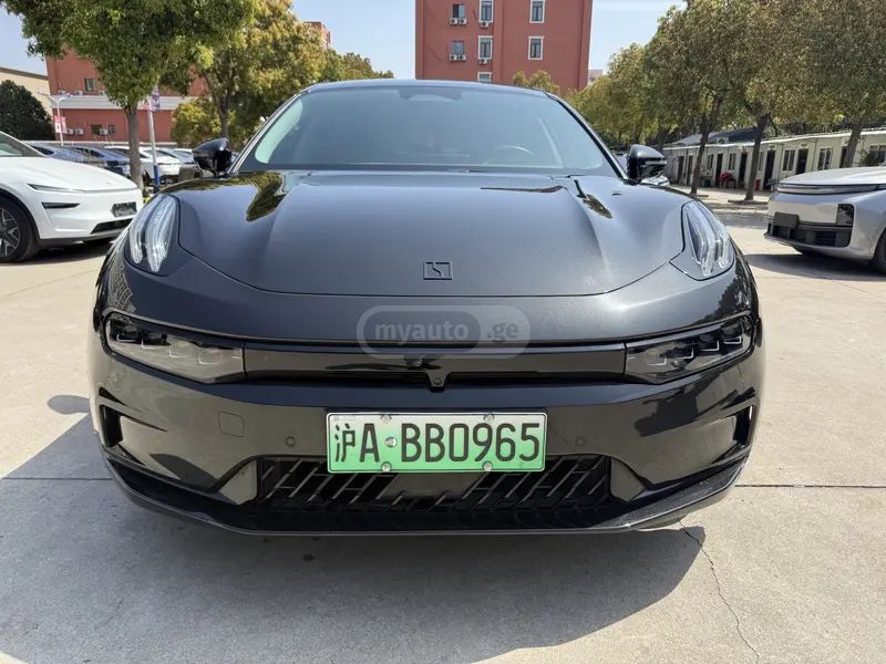 Zeekr 001 - фото 2