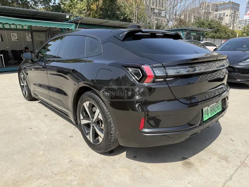 Zeekr 001 - фото 4