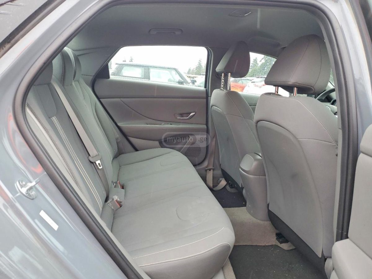 Hyundai SEL 4dr Sedan — миниатюра 10