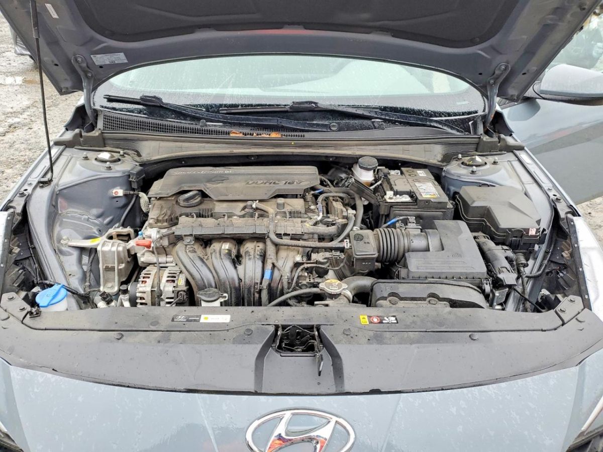 Hyundai SEL 4dr Sedan — миниатюра 11