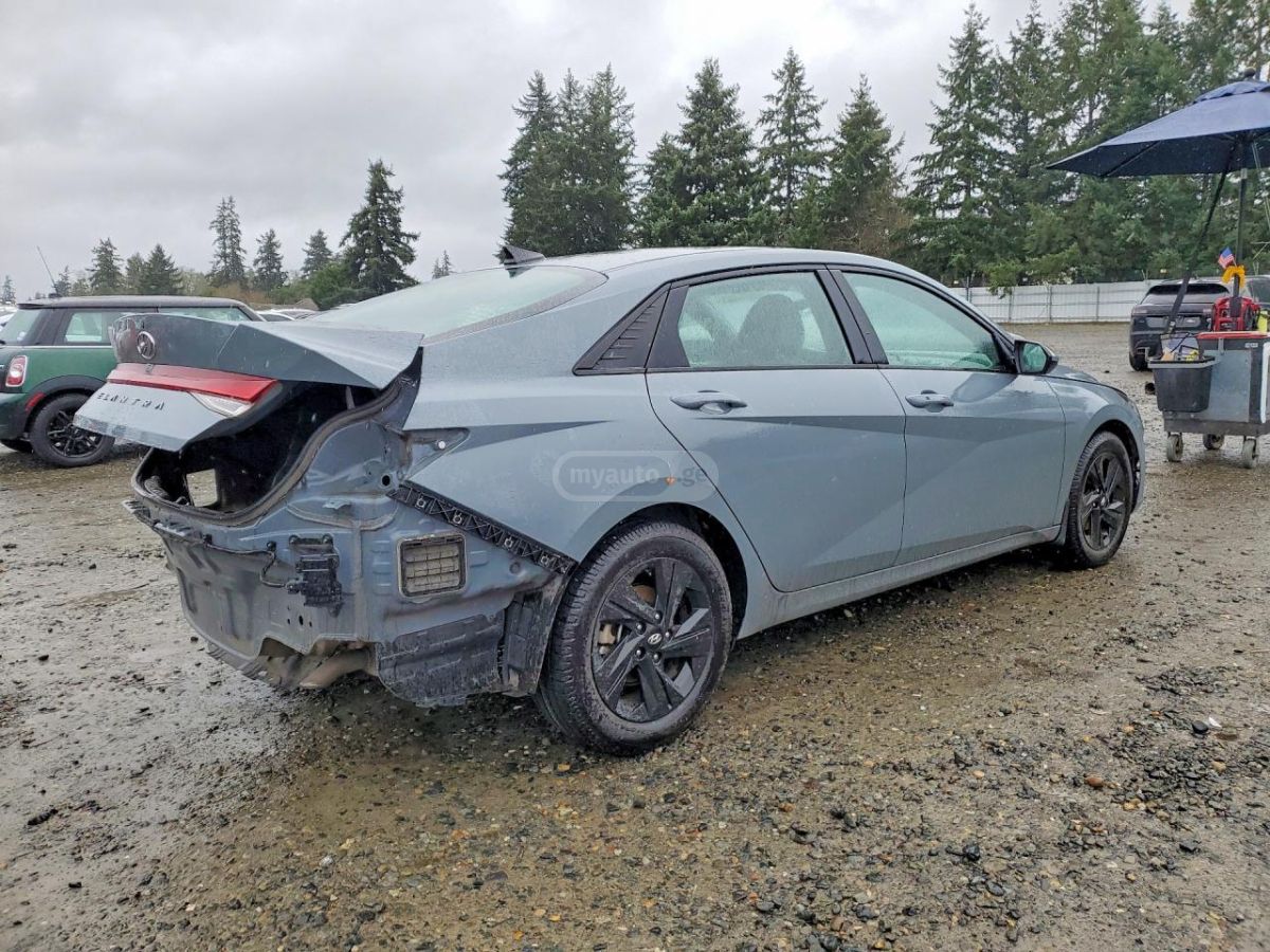 Hyundai SEL 4dr Sedan — миниатюра 3