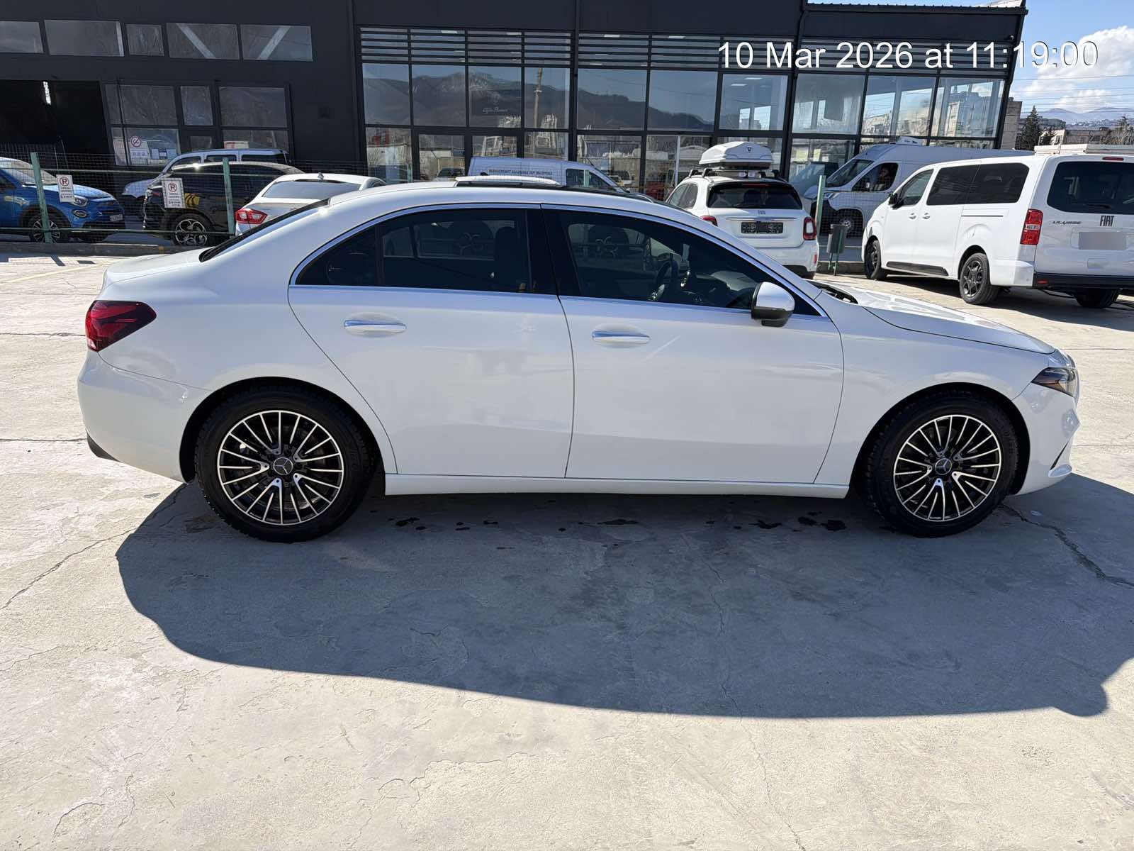 Mercedes-Benz A 220 - фото 1