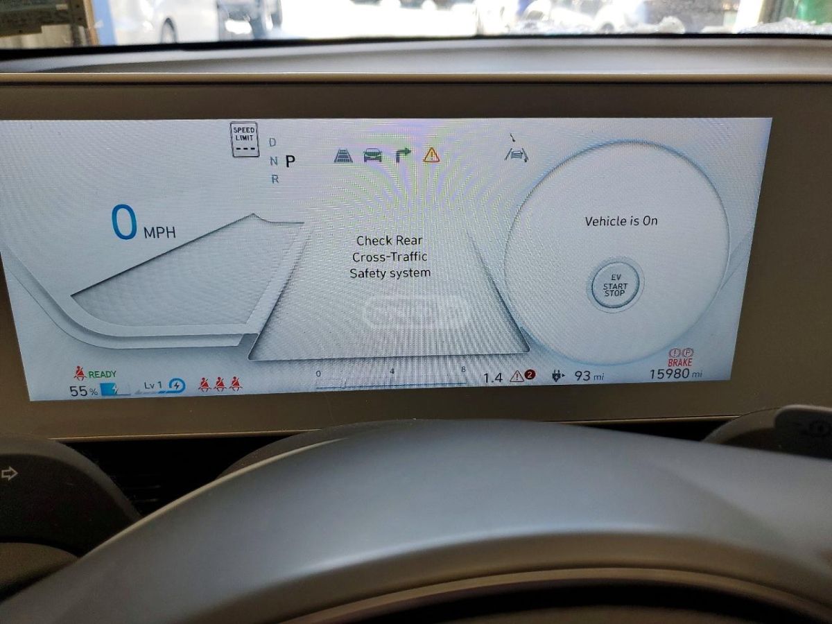 Hyundai Ioniq 2024 — миниатюра 9