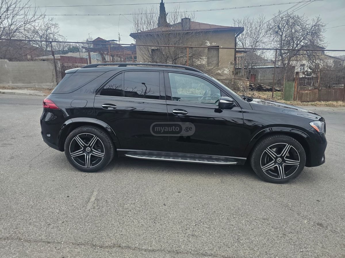 Mercedes-Benz GLE 350 - фото 3
