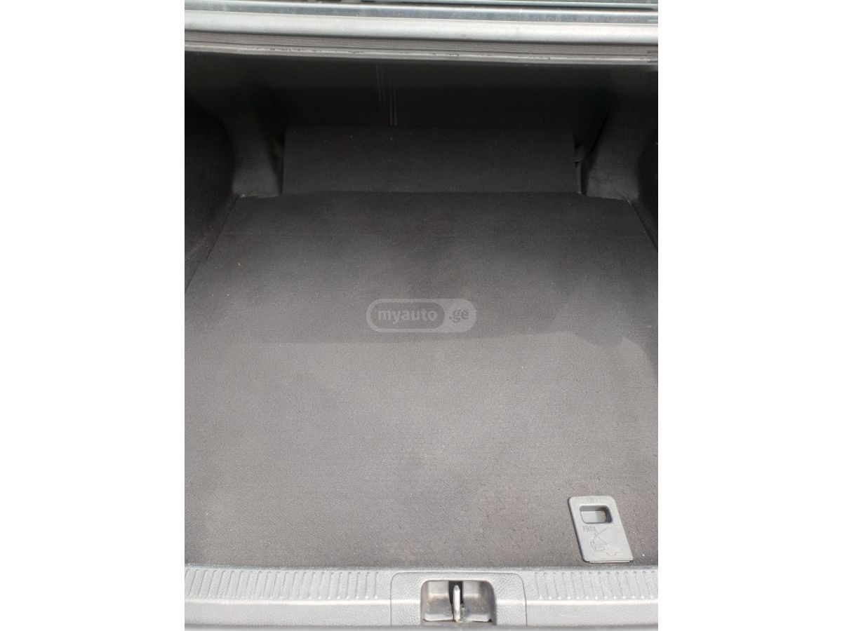 Toyota Camry - фото 8