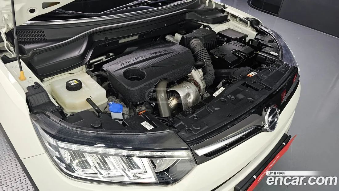 Ssangyong Tivoli - фото 6