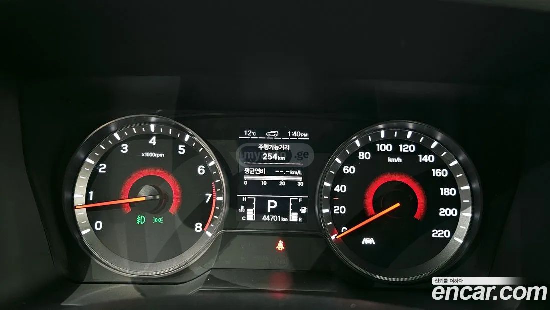 Ssangyong Tivoli - фото 8