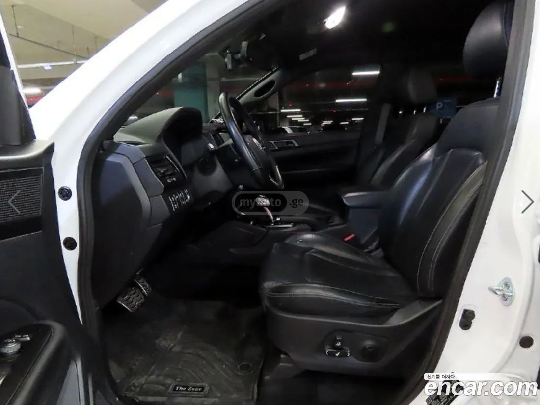 Ssangyong Rexton - фото 6