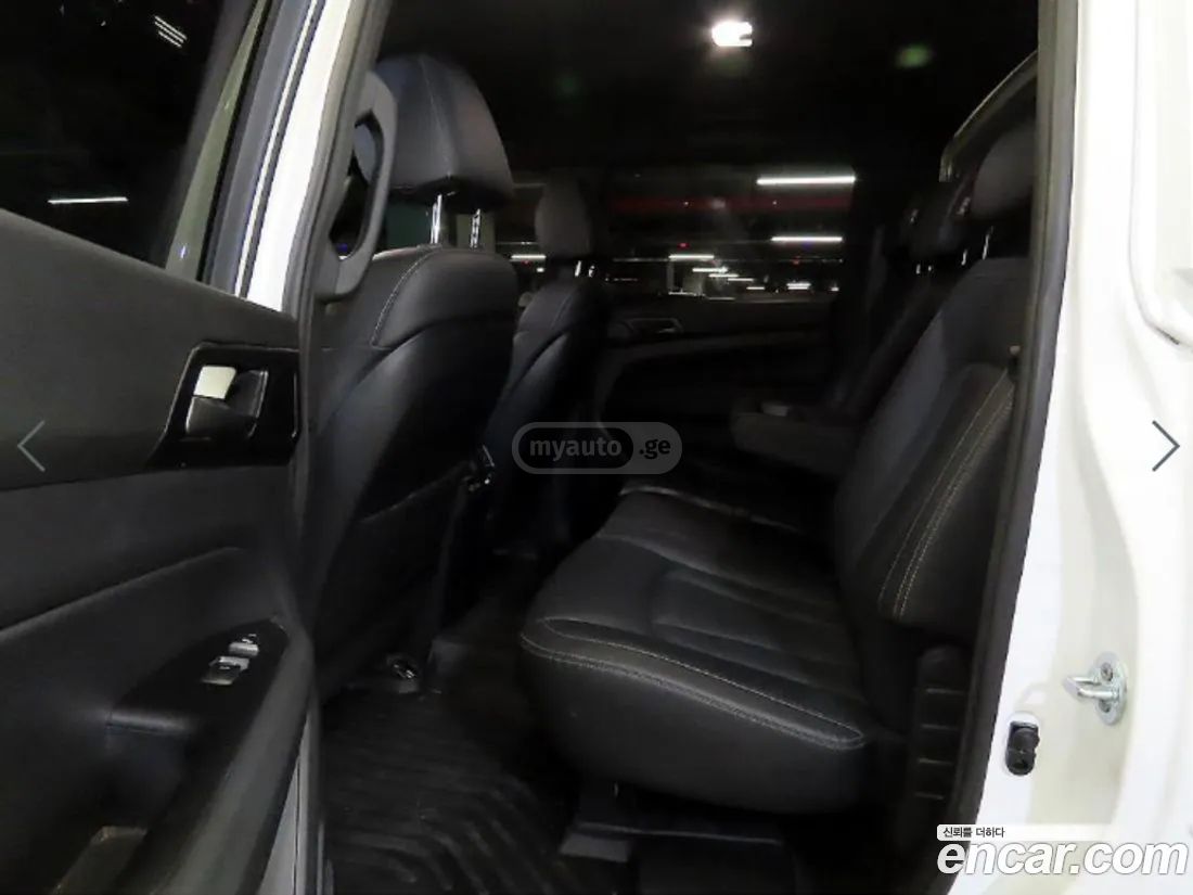 Ssangyong Rexton - фото 7