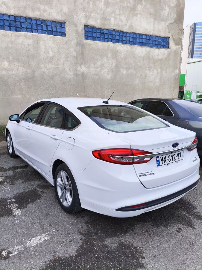 Ford Fusion - фото 5