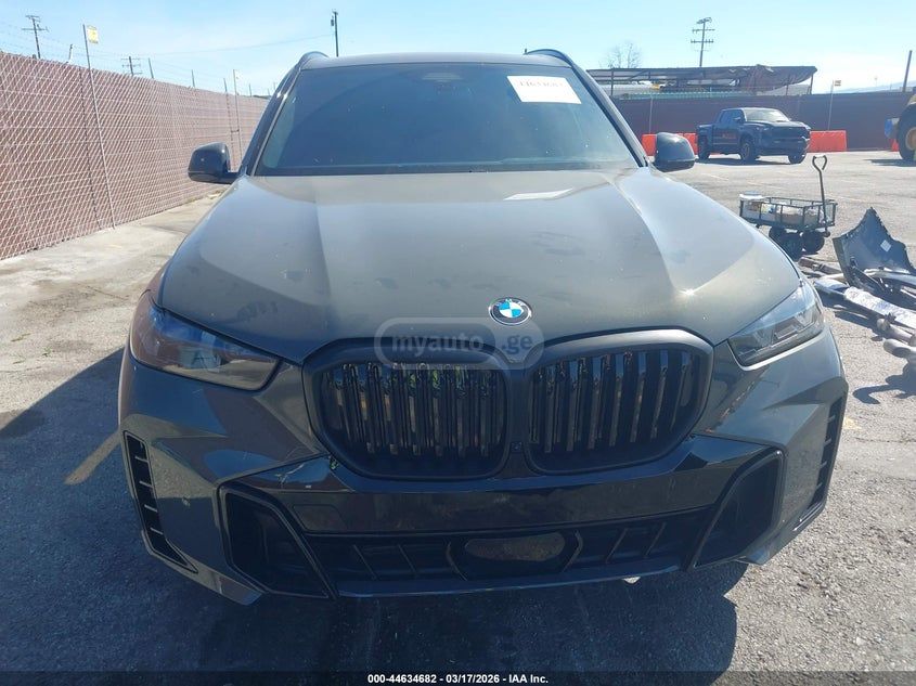 BMW X5 - фото 12