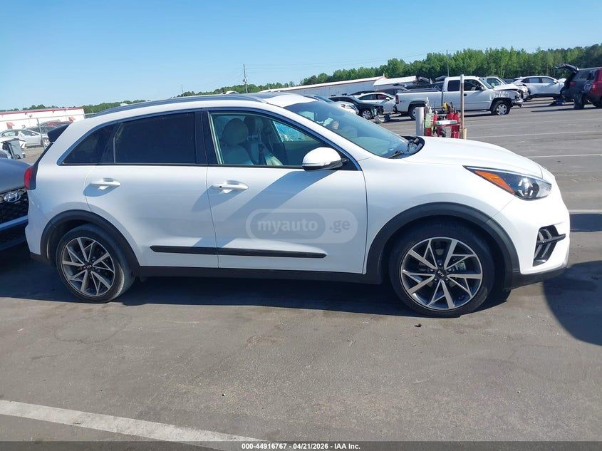 Kia Niro - фото 9