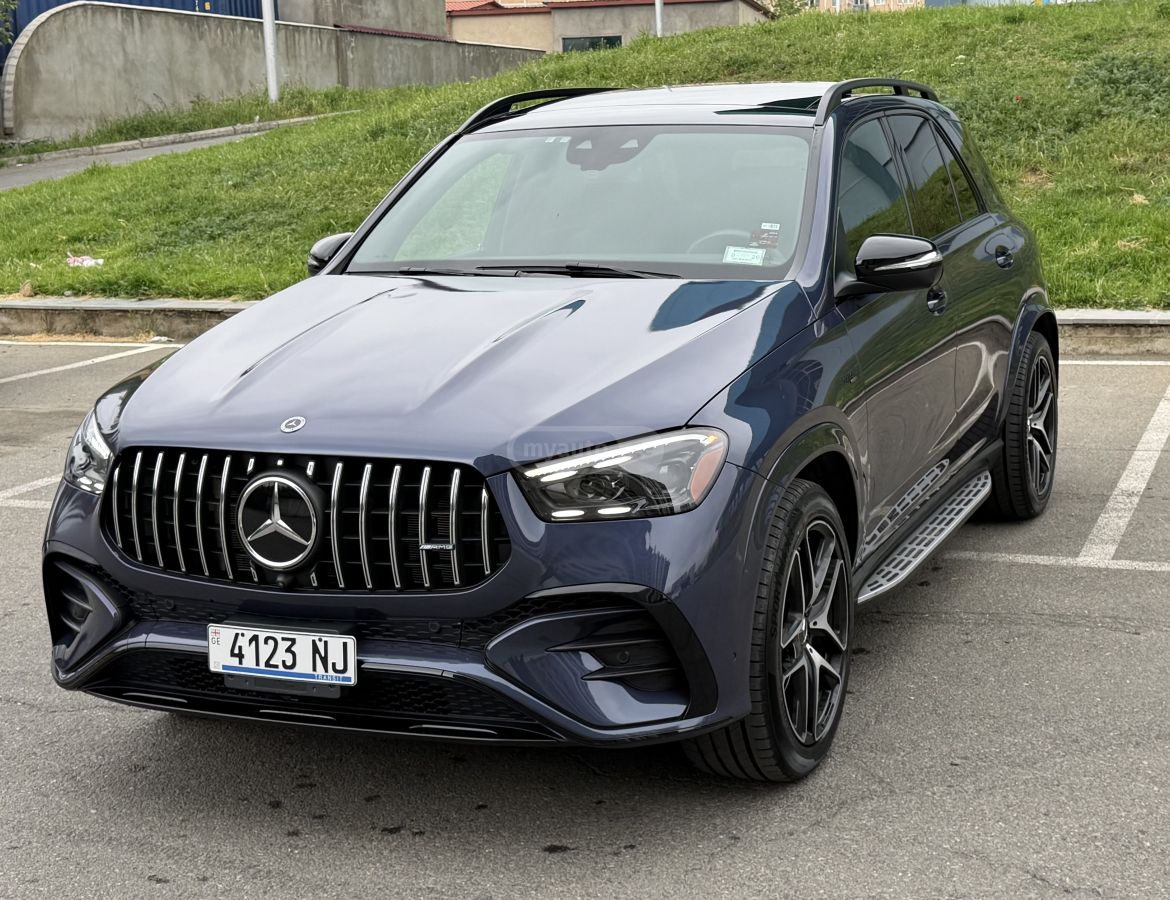 نمای دیگر Mercedes-Benz AMG BITURBO 2023