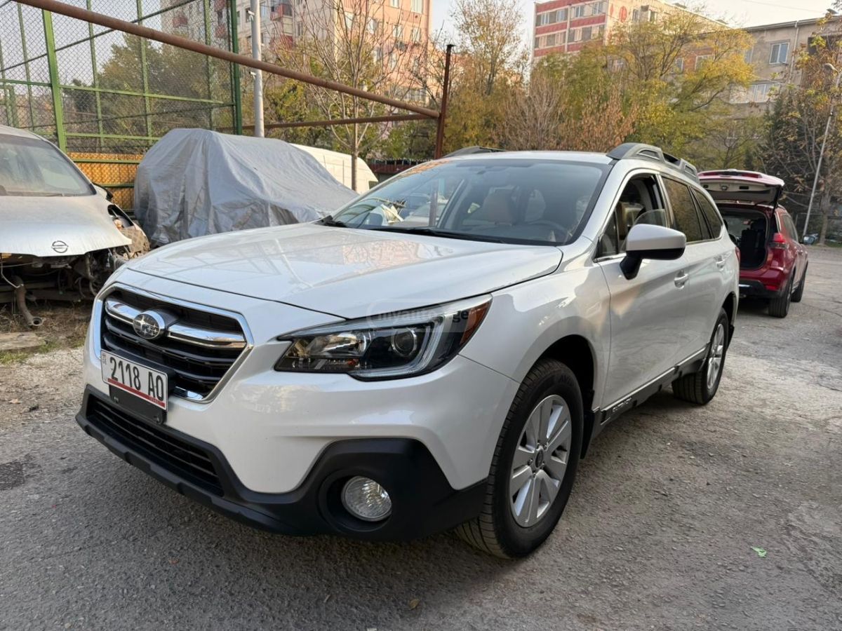 Subaru Outback - фото 1
