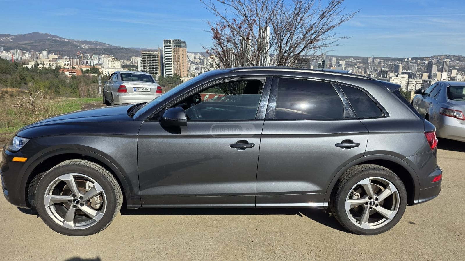 Audi 45 Titanium Premium 4dr All-Wh — миниатюра 10