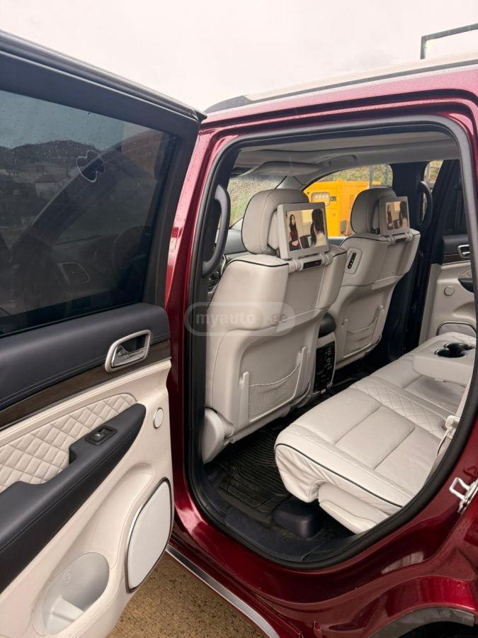 Jeep Grand Cherokee - фото 2