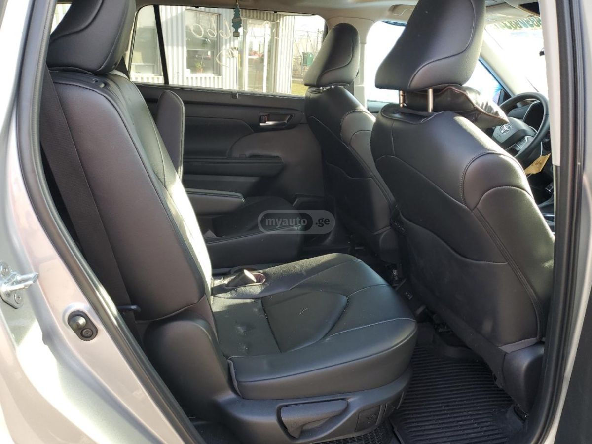 Toyota Highlander - фото 11