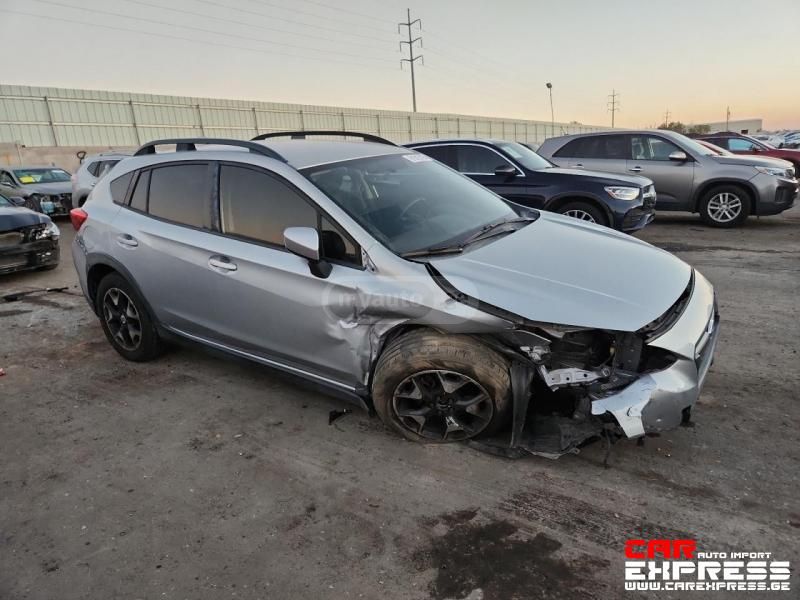 Subaru Crosstrek - фото 1