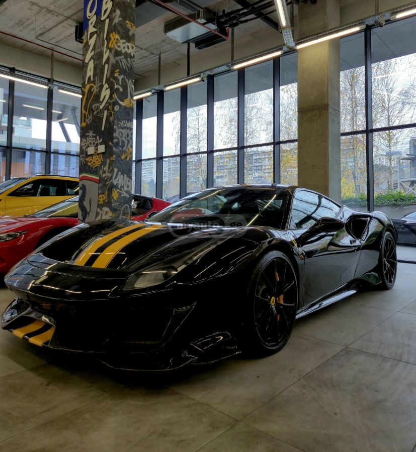 Ferrari 488 Pista - фото 3