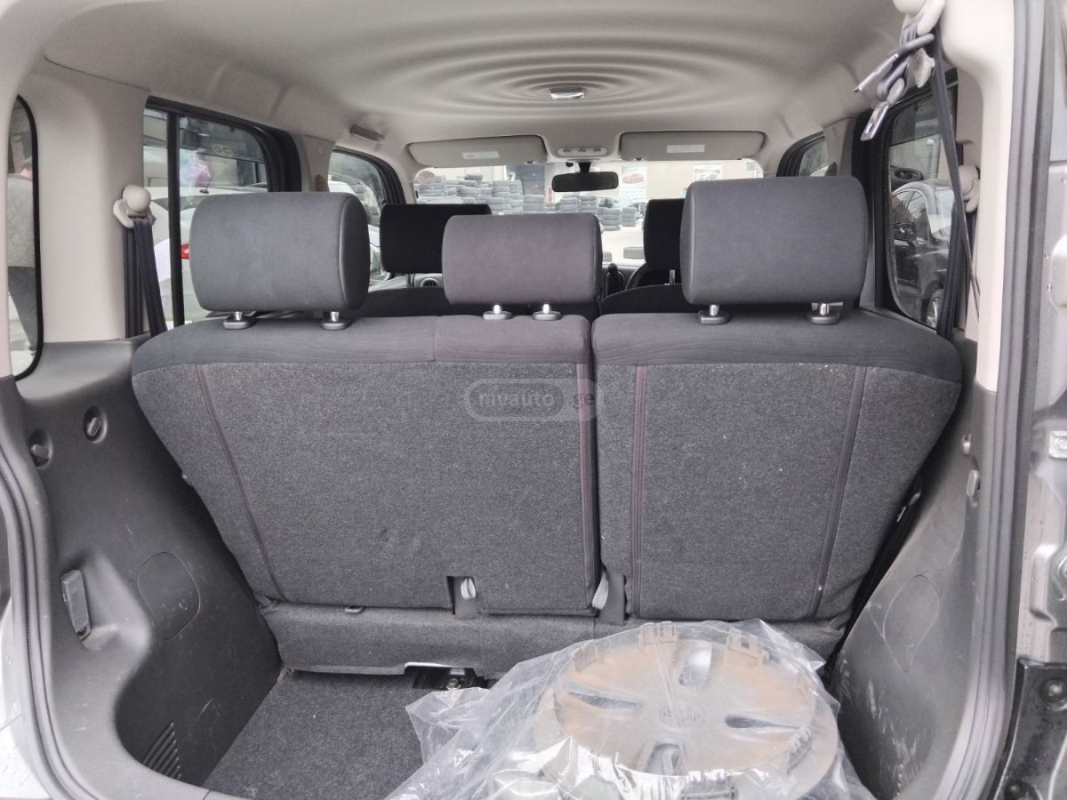 Nissan Cube - фото 9