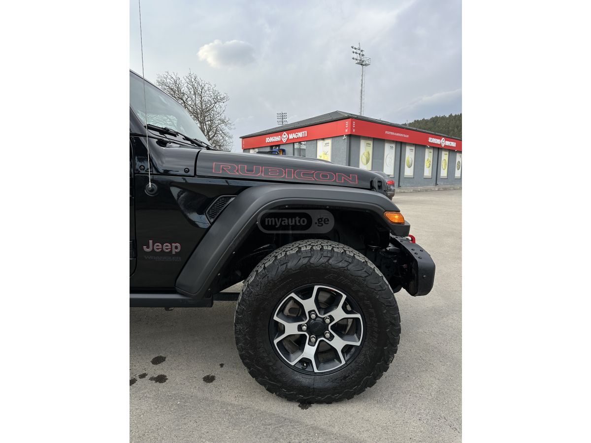 Jeep Wrangler - фото 8