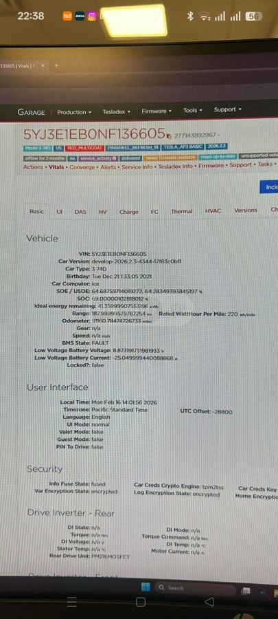 Tesla Model 3 - фото 13