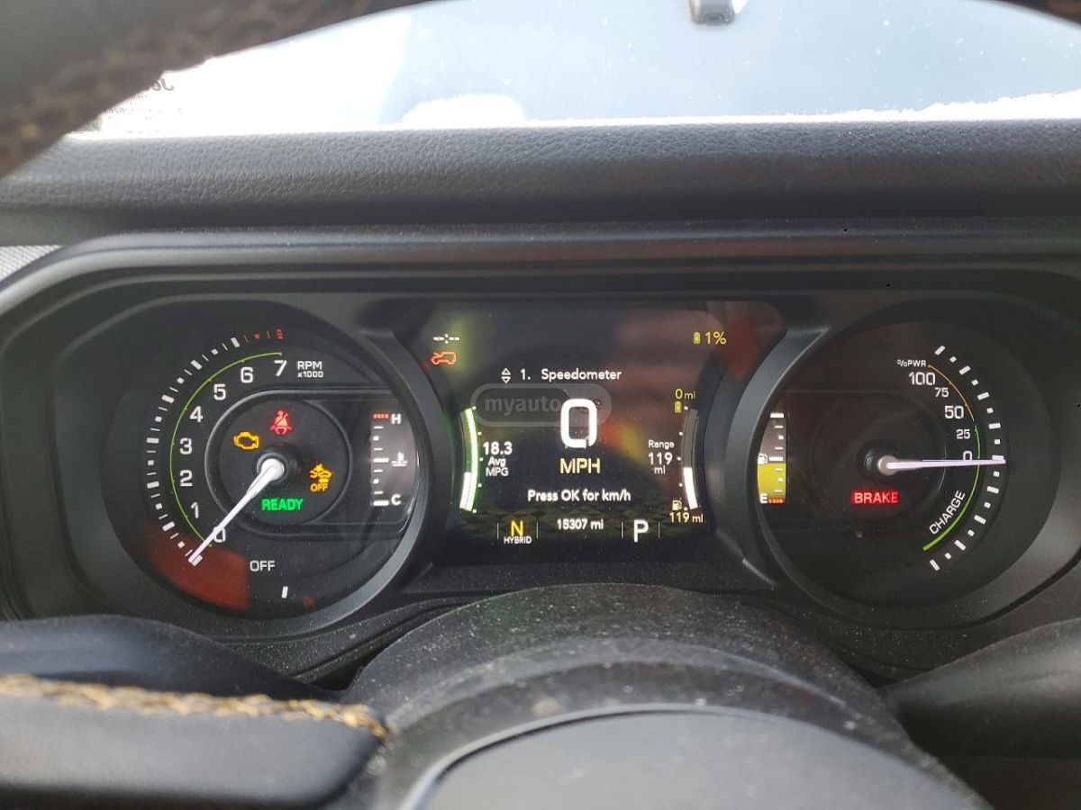 Jeep Wrangler - фото 9